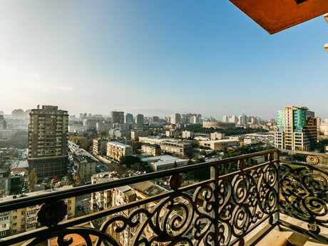 Аренда: 4-комнатная квартира, 240 м², Nizami: 3 500 ₼/мес 3