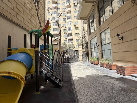 3-комнатная квартира, 110 м², Nəsimi: 365 000 ₼ 2