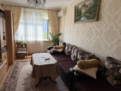 Elan №6337104 - Bakı, 8 Noyabr m., 3 otaqlı, 95 m², 5/5 mərtəbə