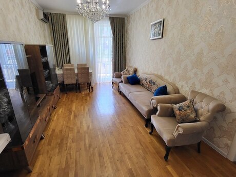 Elan №6337081 - Bakı, Neftçilər m., 2 otaqlı, 60 m², 4/17 mərtəbə