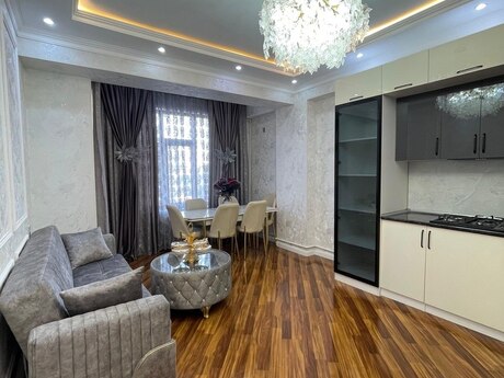 3 otaqlı mənzil, 82 m², 28 May: 285 000 ₼ 2
