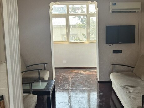 1-room old-build apartment for sale in Gənclik, 30 m², 125 000 AZN, photo 3 / 9