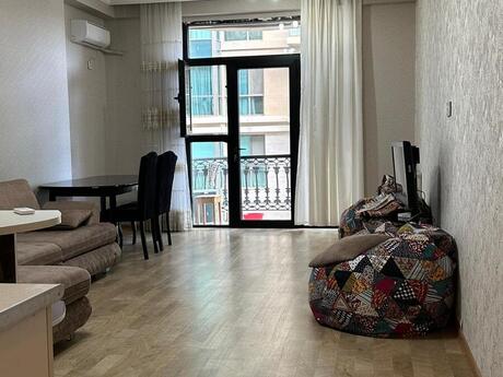 Объявление №6337171 - Баку, м. Ичеришехер, 2-комн., 60 м², 5/14 этаж