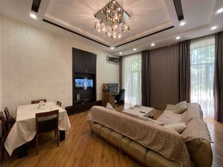 Elan №6337188 - Bakı, İçəri Şəhər m., 3 otaqlı, 120 m², 4/4 mərtəbə