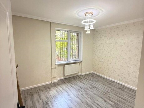 Elan №6337224 - Bakı, Nəriman Nərimanov m., 3 otaqlı, 70 m², 1/5 mərtəbə