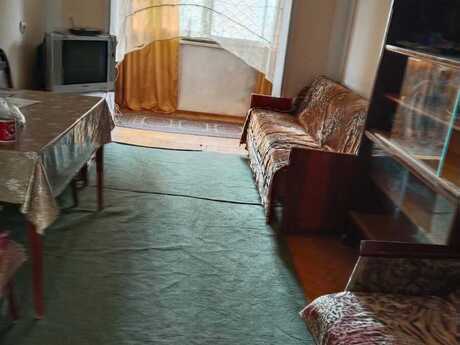 Elan №6337292 - Bakı, İnşaatçılar m., 3 otaqlı, 70 m², 5/5 mərtəbə