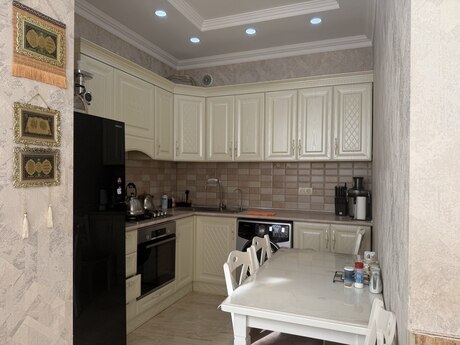 4-room apartment, 114 m², Azadlıq Prospekti: 315 000 ₼ 3