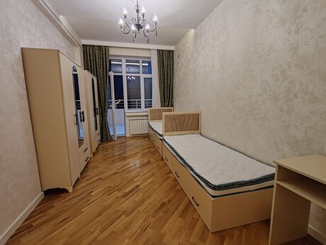 Elmlər Akademiyasında 3 otaqlı yeni tikili mənzil kirayə verilir, 100 m², 200 AZN/ay, şəkil 5 / 10
