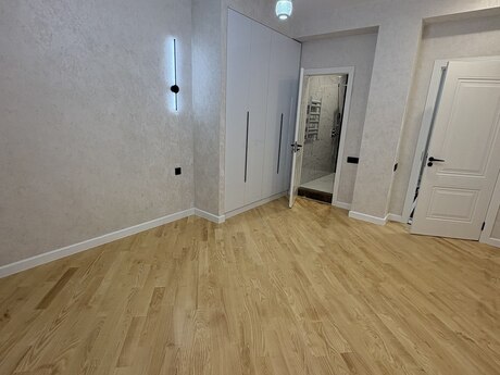 3 otaqlı mənzil, 131 m², 20 Yanvar: 345 000 ₼ 2