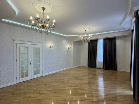 4-room apartment, 156 m², 8-ci mikrorayon: 420 000 ₼ 2
