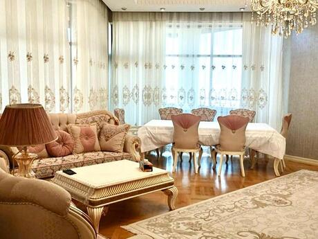Elan №6244815 - Bakı, Elmlər Akademiyası m., 5 otaqlı, 220 m², 10/17 mərtəbə