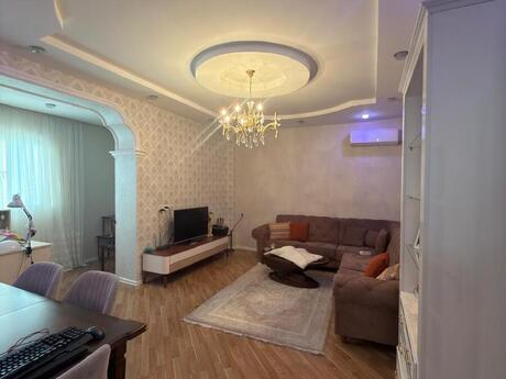 Elan №6337699 - Bakı, 28 May m., 3 otaqlı, 75 m², 5/5 mərtəbə