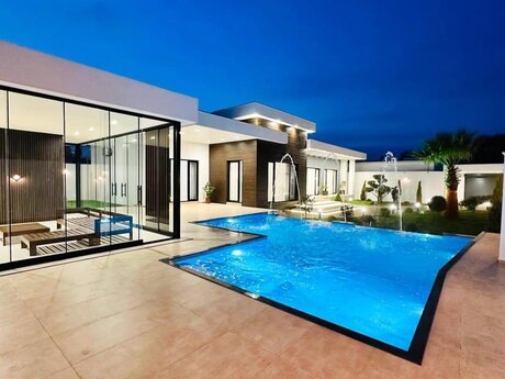 4 otaqlı həyət evi/bağ evi - Şağan q. - 280 m²