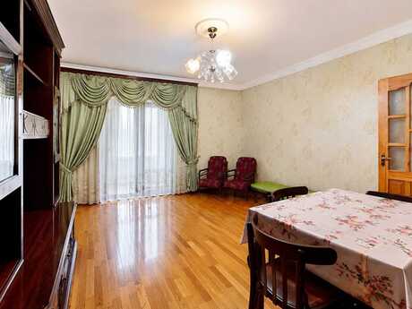 Elan №6338491 - Bakı, Əhmədli q., 3 otaqlı, 65 m², 1/9 mərtəbə