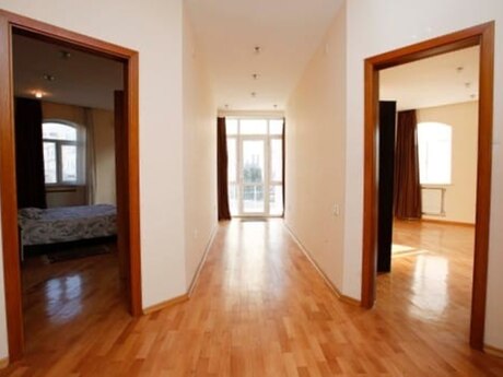 7 otaqlı mənzil, 350 m², Elmlər Akademiyası: 1 050 000 ₼ 5