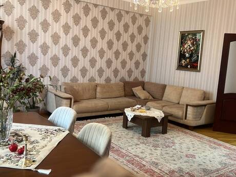 Elan №6338632 - Bakı, 8 Noyabr m., 3 otaqlı, 150 m², 5/14 mərtəbə