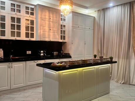 4 otaqlı mənzil, 145 m², Ağ şəhər: 750 000 ₼ 2