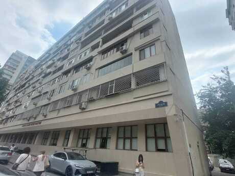 Elan №6338672 - Bakı, 28 May m., 2 otaqlı, 62 m², 2/9 mərtəbə