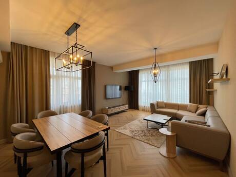Elan №6338755 - Bakı, 28 May m., 3 otaqlı, 115 m², 15/15 mərtəbə