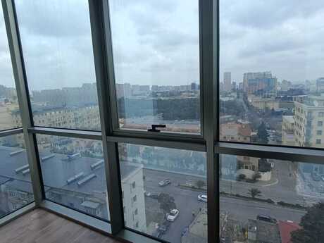 4 otaqlı yeni tikili - Nizami m. - 210 m²