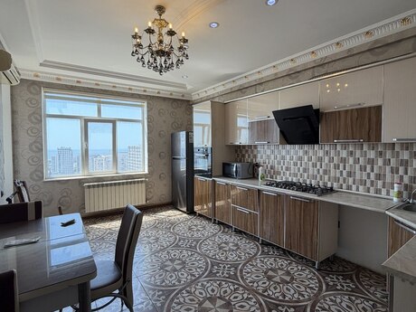 4 otaqlı mənzil, 220 m², Nərimanov: 575 000 ₼ 5