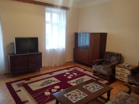 Объявление №6338830 - Баку, м. Нариман Нариманов, 3-комн., 70 м², 2/4 этаж