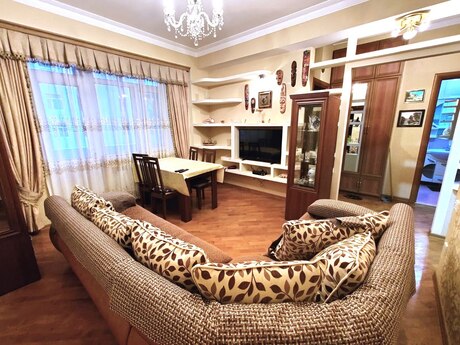 Kirayə 2 otaqlı mənzil, 55 m², Xalqlar Dostluğu: 650 ₼/ay 2