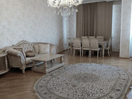 Elan №6338927 - Bakı, Nizami m., 3 otaqlı, 170 m², 3/18 mərtəbə