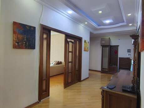 4 otaqlı mənzil, 155 m², 28 May: 383 000 ₼ 3