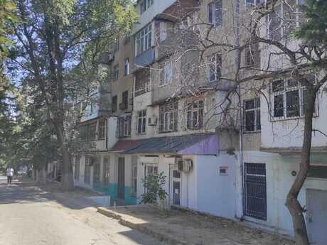Elan №6339016 - Bakı, İnşaatçılar m., 3 otaqlı, 80 m², 3/5 mərtəbə