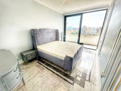 4 otaqlı mənzil, 206 m², 28 May: 680 000 ₼ 5