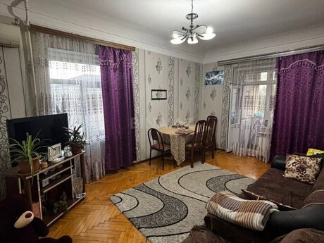 2 otaqlı köhnə tikili - Nəriman Nərimanov m. - 60 m²