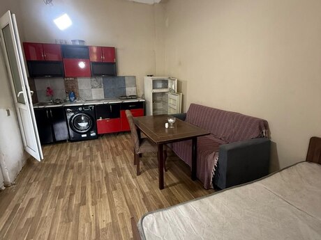 Kirayə 1 otaqlı mənzil, 25 m², İnşaatçılar: 390 ₼/ay 2