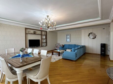 4-комнатная квартира, 175 м², Köhnə Günəşli: 348 000 ₼ 4