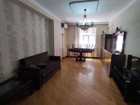 Объявление №6339154 - Баку, пос. Ени Ясамал, 3-комн., 110 м², 2/18 этаж