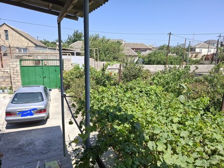6 otaqlı həyət evi, 200 m², Bülbülə: 94 000 ₼ 3