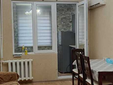 Elan №6339248 - Bakı, Gənclik m., 3 otaqlı, 50 m², 2/4 mərtəbə