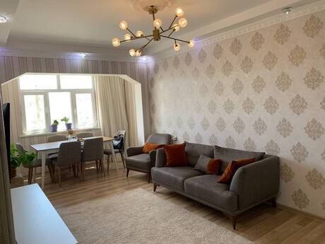 Elan №6339251 - Bakı, Xalqlar Dostluğu m., 2 otaqlı, 70 m², 9/9 mərtəbə