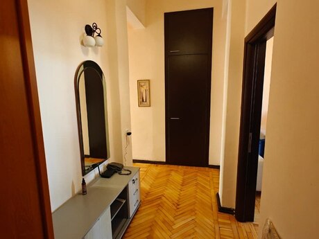 2-room apartment for rent, 70 m², İçəri Şəhər: 1 200 ₼/mo 5