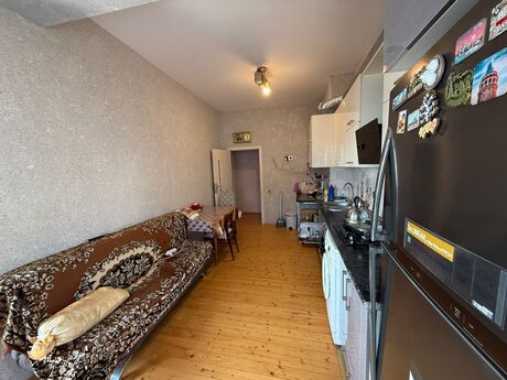 3-room apartment, 126 m², 28 May: 372 000 ₼ 5
