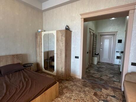 Çarbağ MTK kompleksində 1 otaqlı yeni tikili mənzil kirayə verilir, 40 m², 650 AZN/ay, şəkil 5 / 12