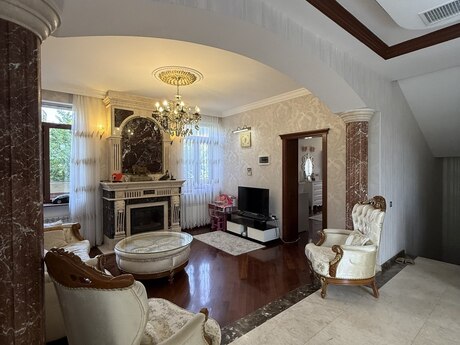 8 otaqlı həyət evi/bağ evi - Sabunçu r. - 665 m²