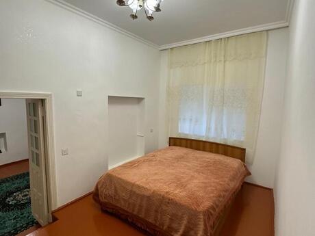 4-комн. дом/дача - м. Иншаатчылар - 130 м²