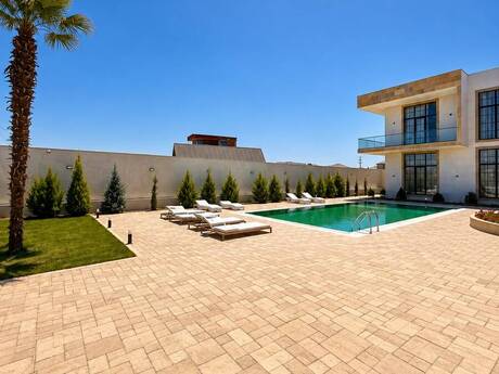 5 otaqlı həyət evi/bağ evi - Mərdəkan q. - 570 m²