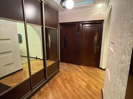3-комн. вторичка - м. Мемар Аджеми - 90 м²