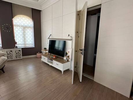 Аренда: 5-комнатная квартира, 235 м², Nəriman Nərimanov: 3 500 ₼/мес 3