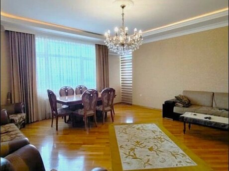 Elan №6339968 - Bakı, 8 Noyabr m., 3 otaqlı, 135 m², 15/17 mərtəbə