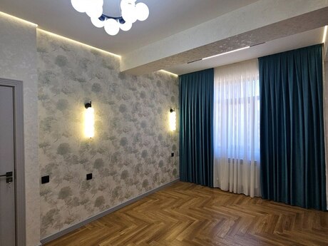4 otaqlı mənzil, 110 m², Neftçilər: 355 000 ₼ 2