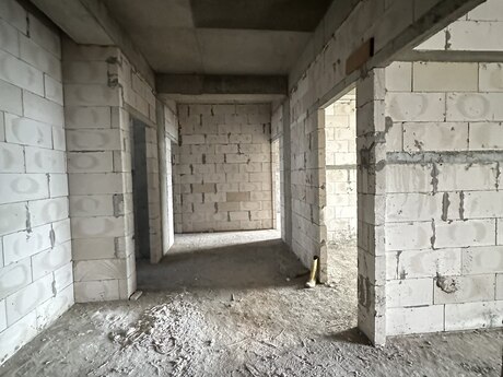 4 otaqlı yeni tikili - Şah İsmayıl Xətai m. - 181 m²