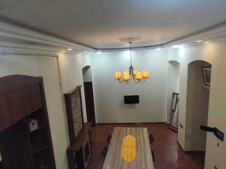 3 otaqlı köhnə tikili - Sahil m. - 65 m²